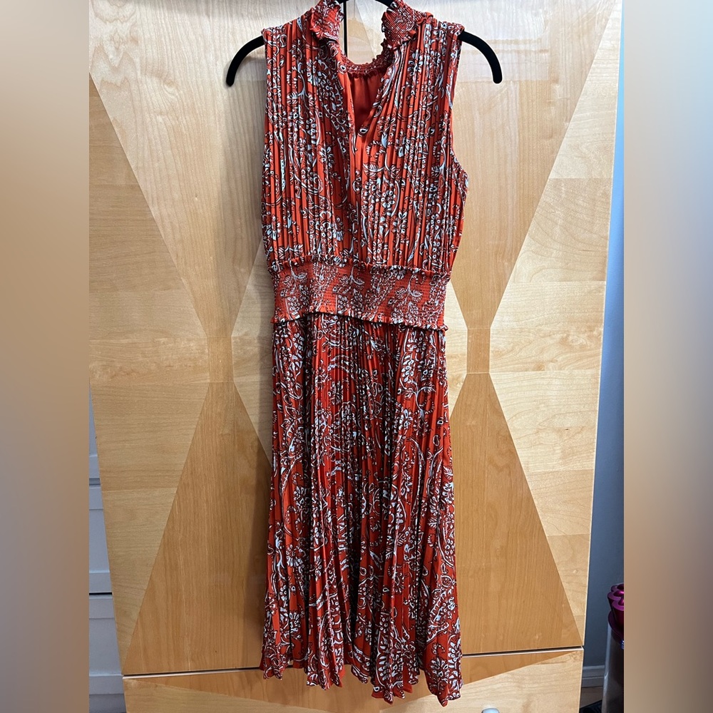Size 8 Nanette lepore dress in great condition